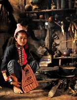 Ethnic minorities in
Laos, voluntourism activities
